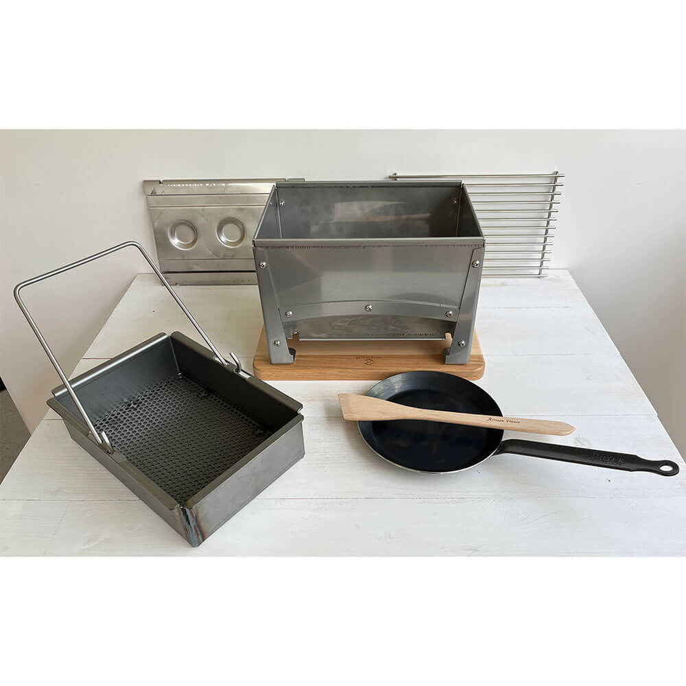 Tous les éléments du Braséro BBQ de table inox avec Kit Reblochonade - Louis Tellier