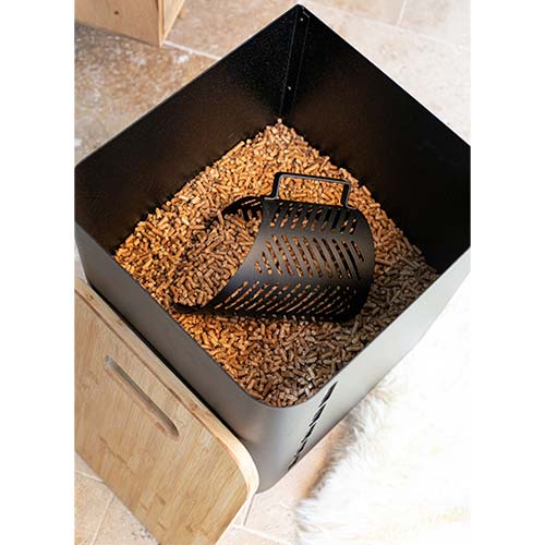 Coffre à granulés Fjord Simple Noir - LE MARQUIER pelle à granulés remplir facilement