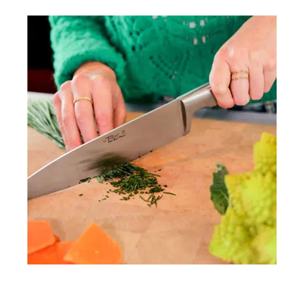 Démonstration du Couteau de chef Le Thiers de chez Goyon-Chazeau