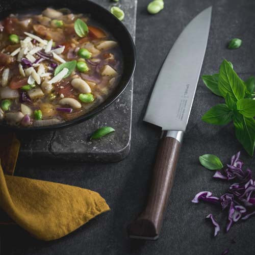 Couteau de Chef Petit Les Forgés 1890 - OPINEL découpe parfaite