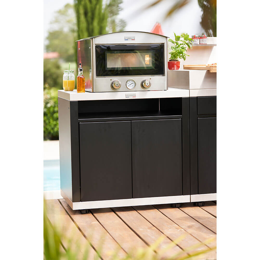 Four à pizza SIGNATURE Electrique 450 posé sur un meuble- LE MARQUIER