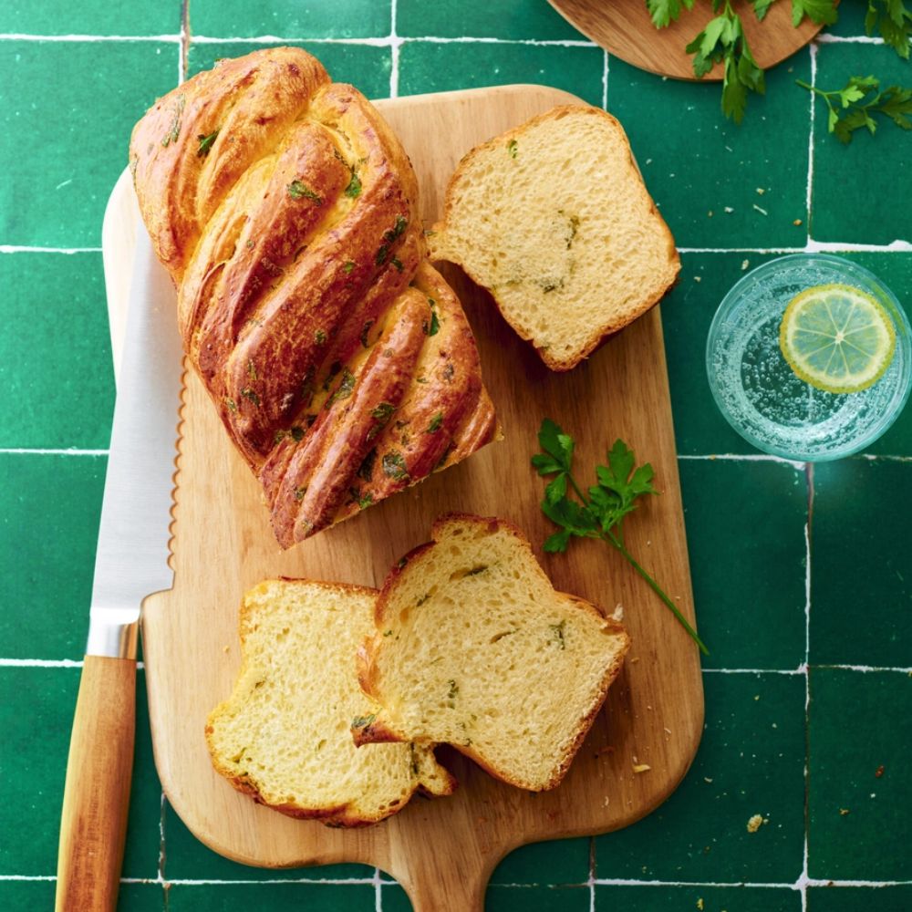 Cake salé moelleux réalisé avec le moule Flexipan DEMARLE