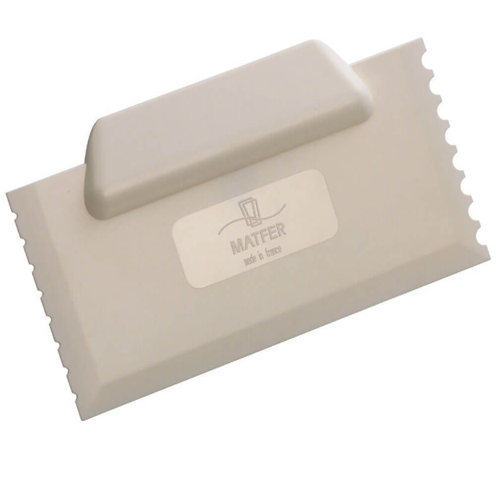 Racloir Chocolat ABS 3 Côtés 19 cm - MATFER