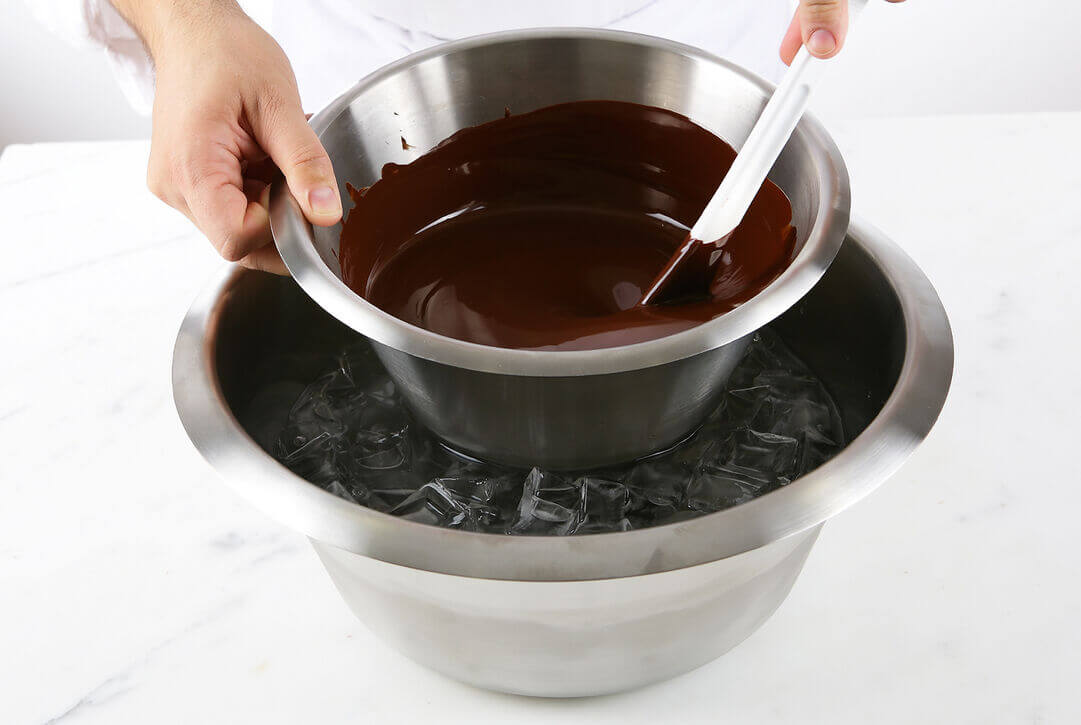 Bassine Inox Fond Plat en situation - Matfer