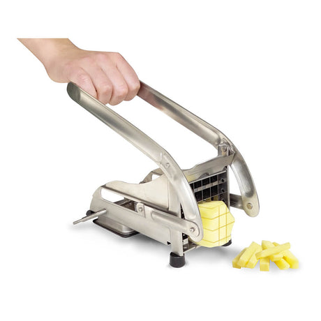 Coupe-Frites ménager inox sur ventouse 2 couteaux en utilisation - Louis Tellier