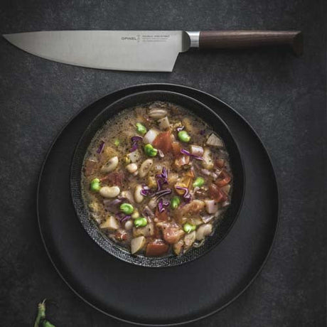 Comment bien choisir ses couteaux de cuisine de la marque OPINEL ?