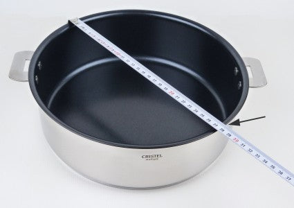 Mesure d'un ustensile de cuisson CRISTEL