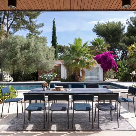 Ensemble table extensible et 8 fauteuils de jardin - LAFUMA en promo