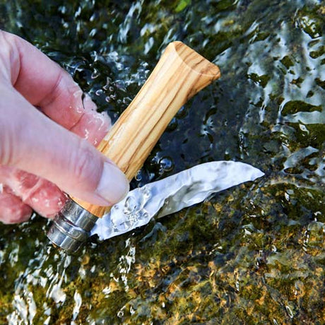 Couteau pliant n°8 Inox Olivier - OPINEL manche bois escapade nature