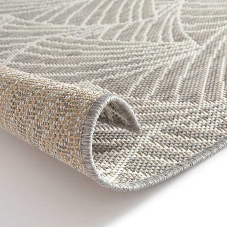 Détail du tapis Marsanne Eventail Gris - LAFUMA