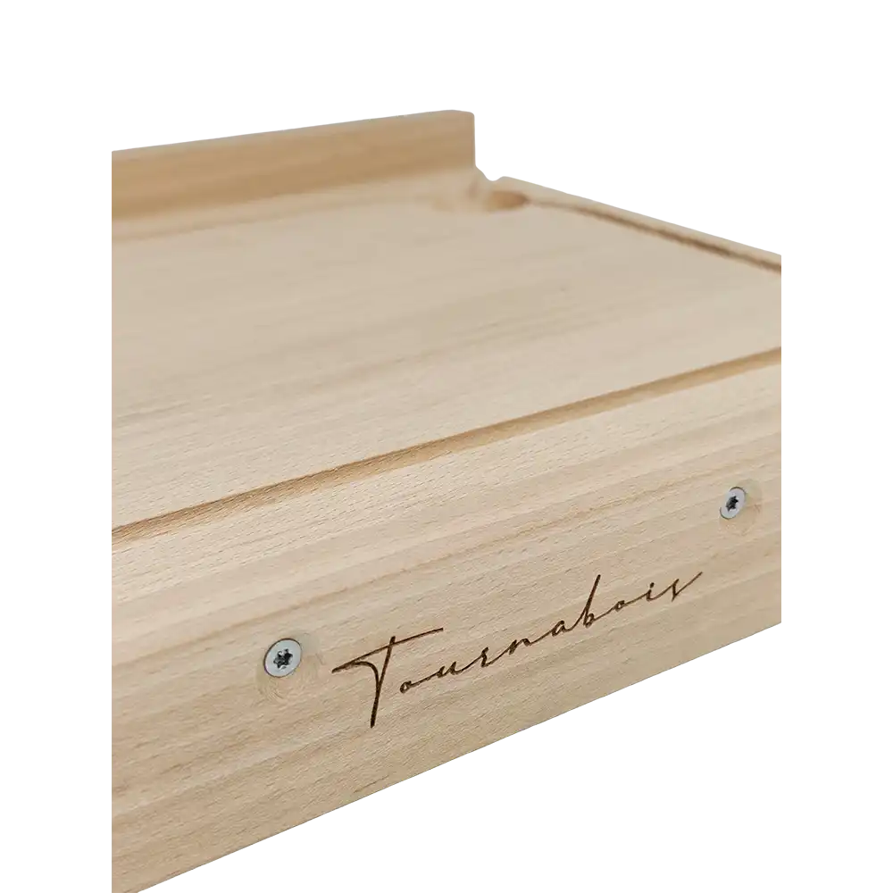Détail de la planche à découper monobloc 2 rebords réversible en Hêtre - TOURNABOIS