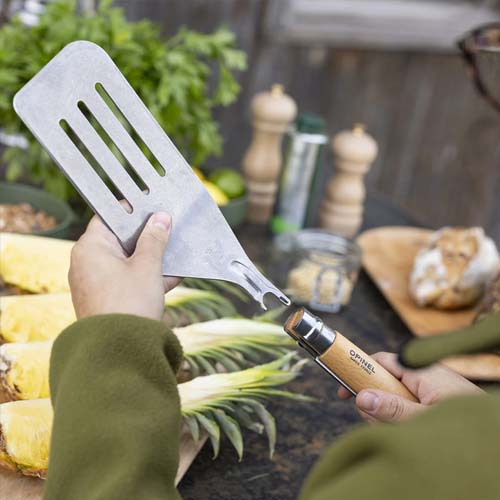 Set Barbecue - OPINEL facile à utiliser et à échanger couteau ou spatule