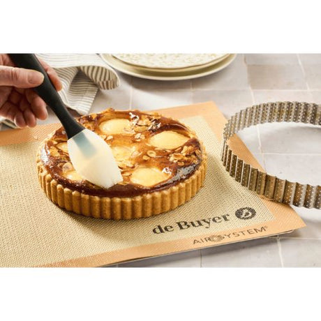 Tapis de cuisson silicone AIRMAT DE BUYER utilisé pour la cuisson d'une tarte maison