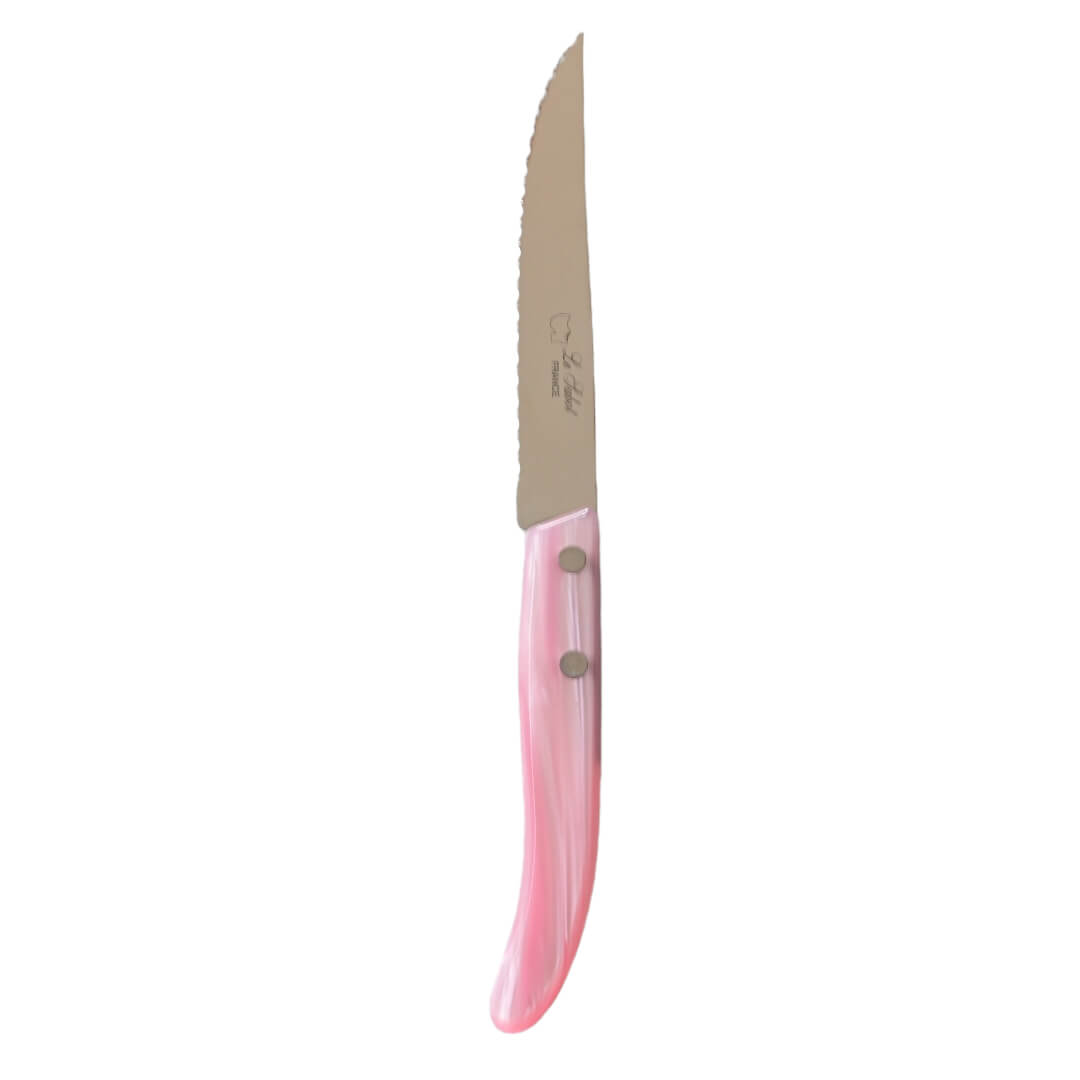 couteau à steak avec manche rose de la coutellerie Au Sabot